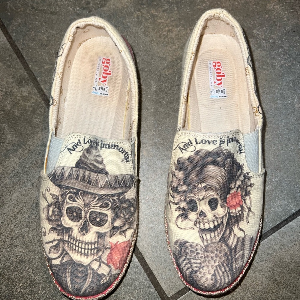 Goby size 38 Day of the Dead